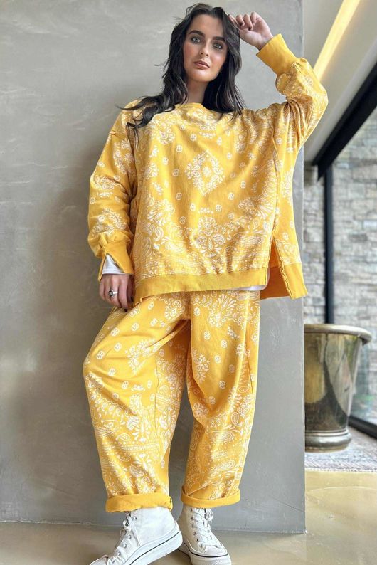 Bandana B Chill Sweatshirt Lemonade